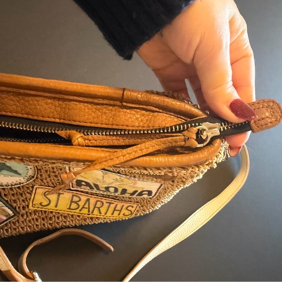 Brighton Fashionista Jet travel bag, crochet jute Crossbody bag - Picture 12 of 14